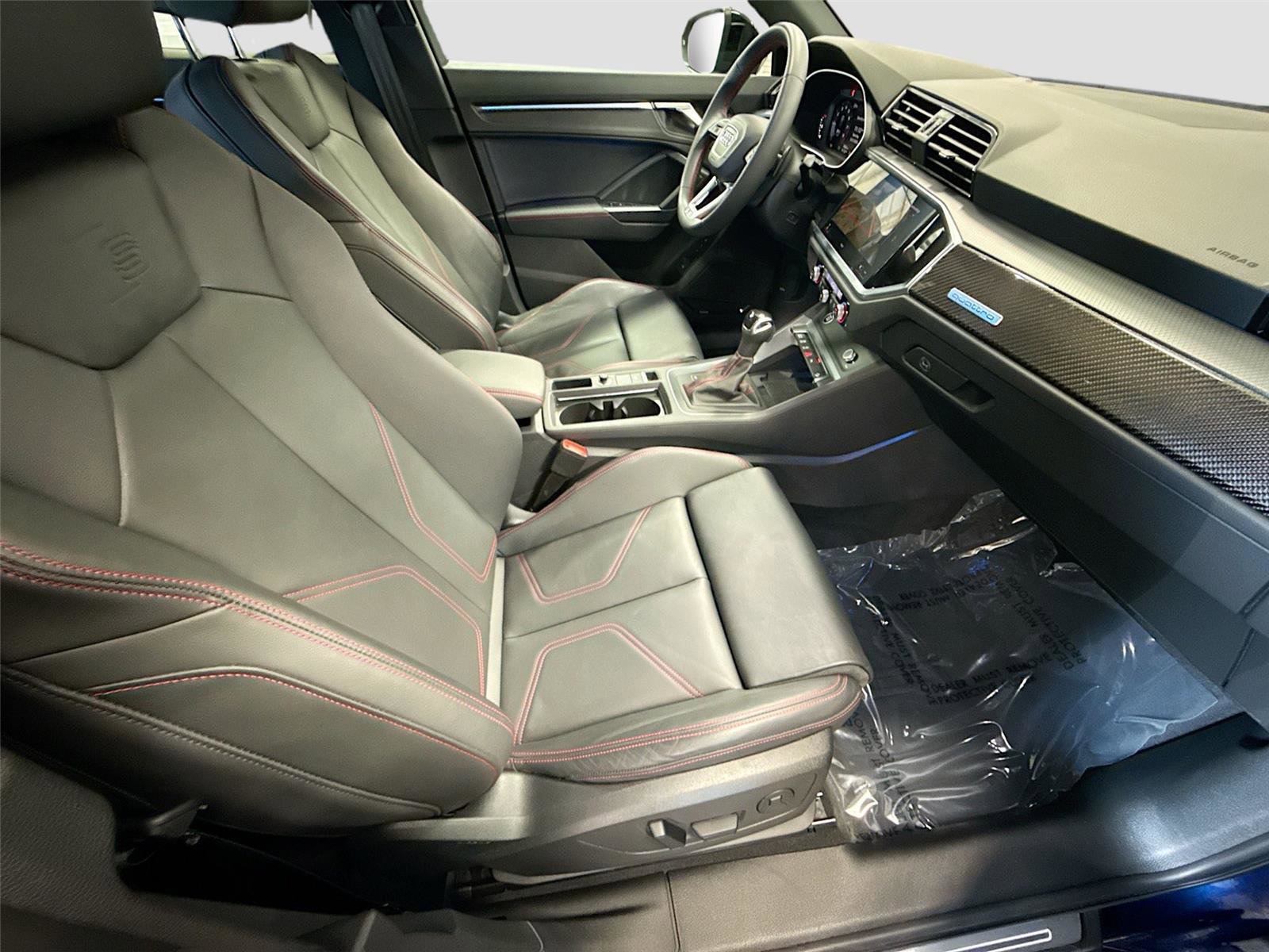 Certified 2025 Audi Q3 2.0T Premium Plus w/ Premium Plus Package image 30