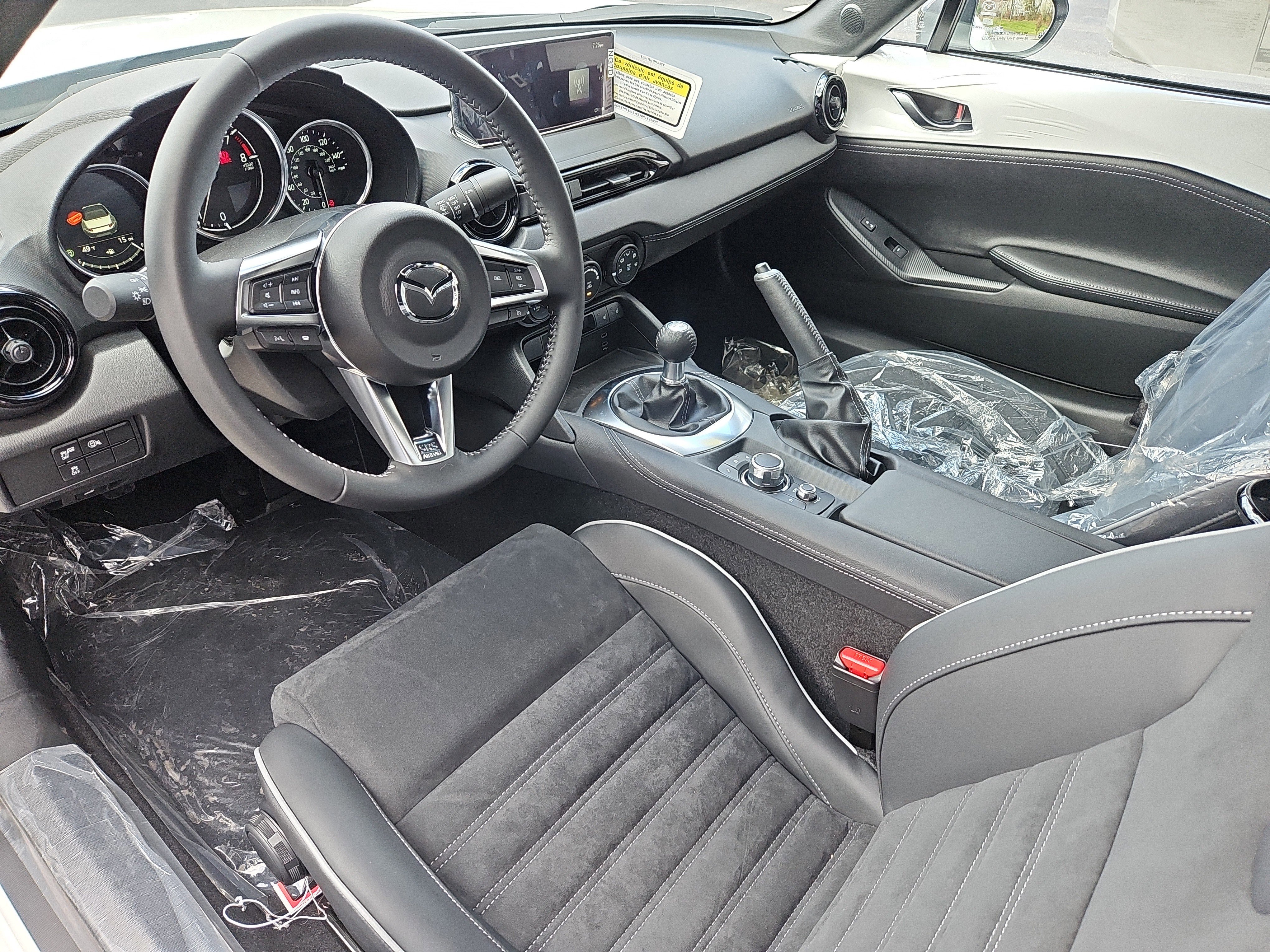 New 2025 MAZDA MX-5 Miata Club w/ Brembo/BBS Recaro Package image 6