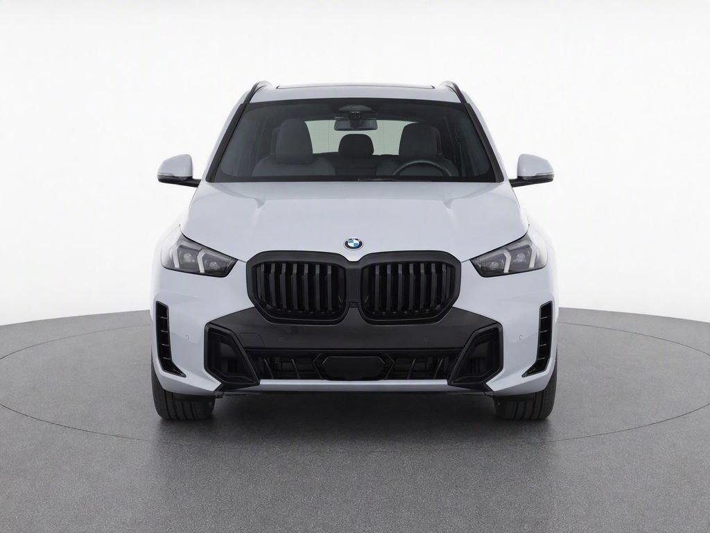 Certified 2026 BMW X5 xDrive40i w/ M Sport Package AWD/4WD image 33
