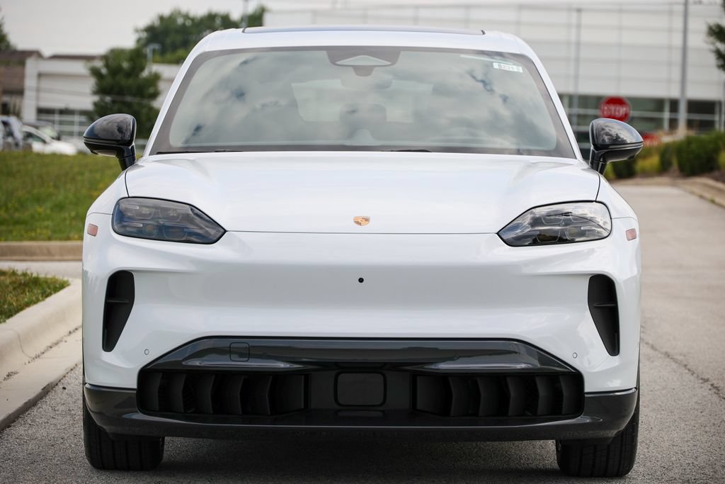 New 2026 Porsche Cayenne Electric AWD/4WD image 55