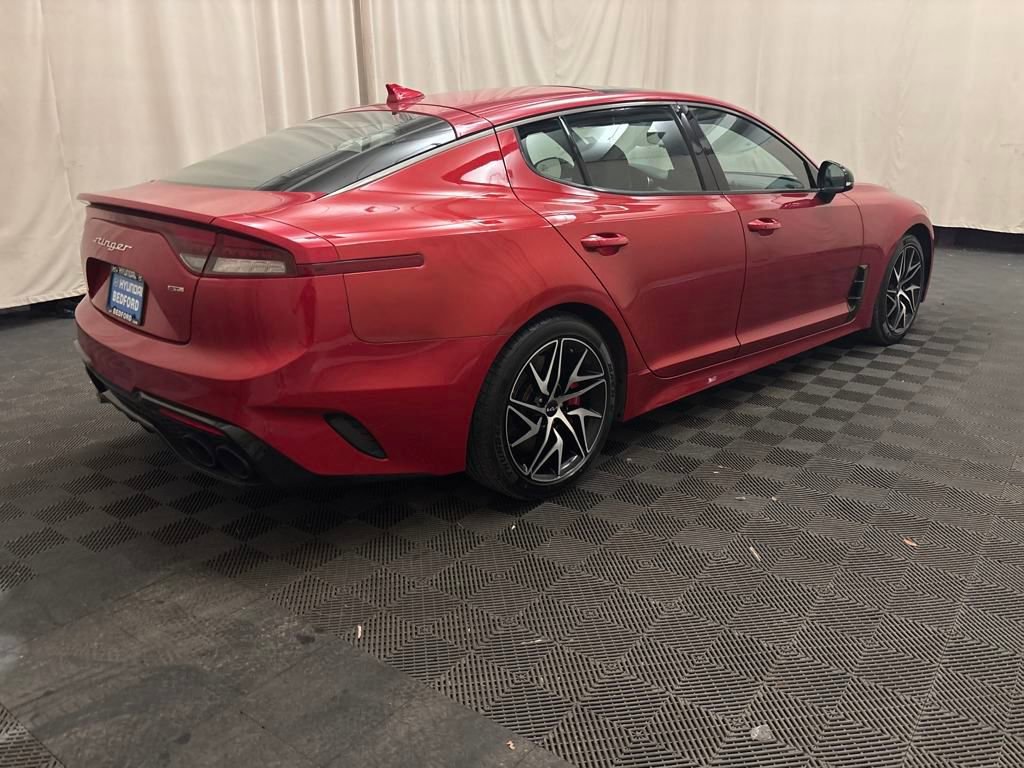 Used 2023 Kia Stinger GT-Line w/ Sun & Sound Package image 4