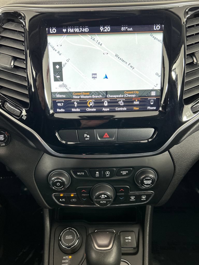 Used 2019 Jeep Cherokee Limited AWD/4WD image 15