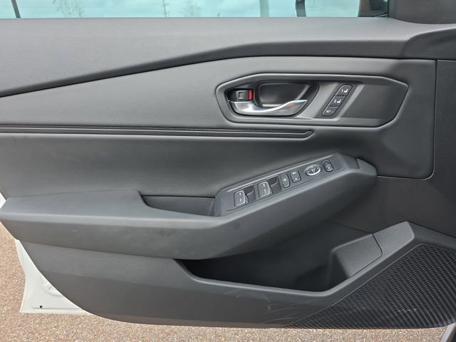 Used 2025 Honda Accord EX-L image 19
