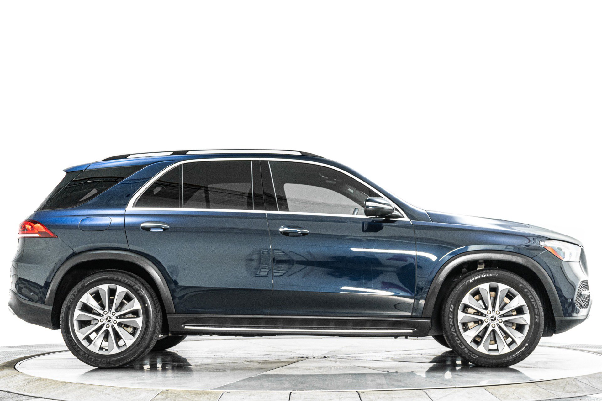 Used 2022 Mercedes-Benz GLE 350 4MATIC image 47