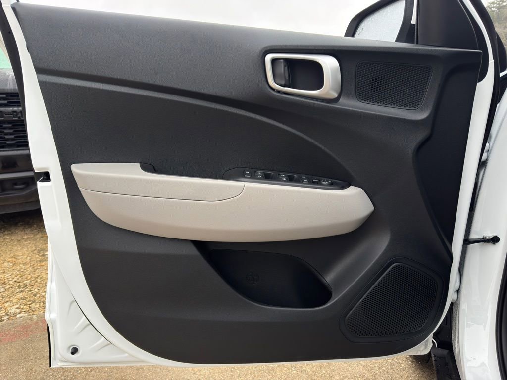 New 2026 Hyundai Venue SEL image 19