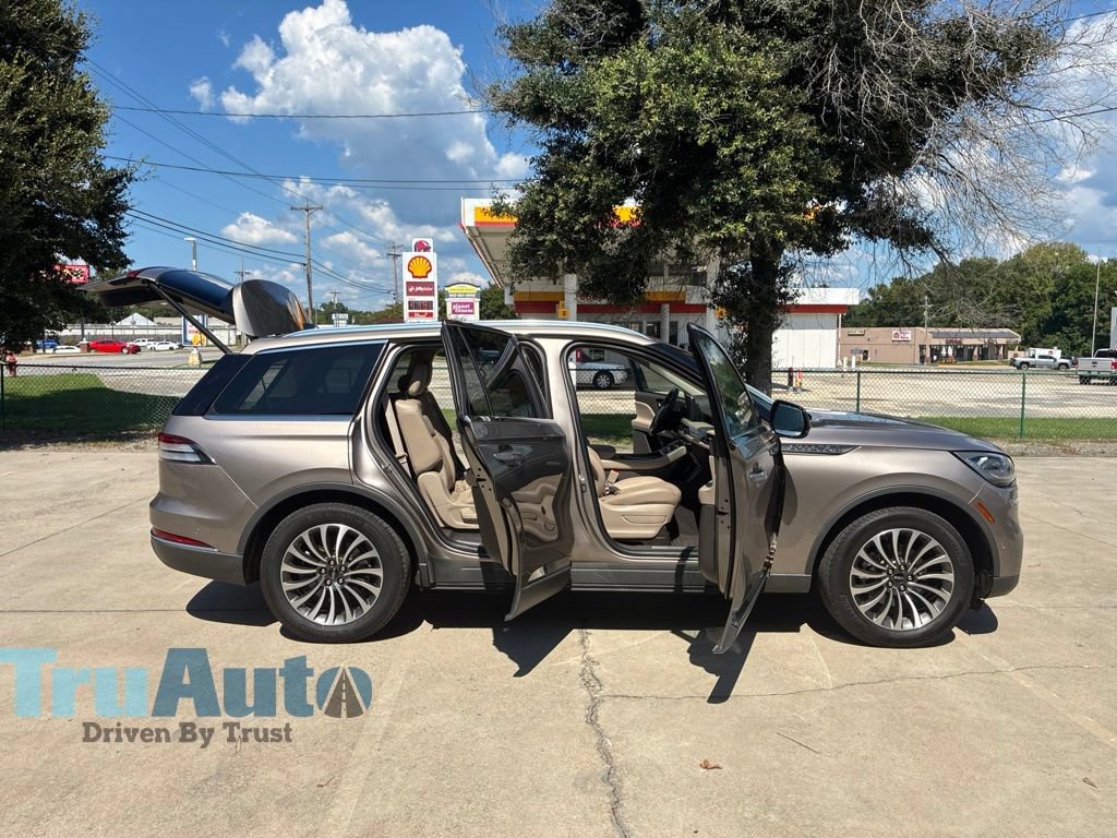 Used 2021 Lincoln Aviator Reserve w/ Equipment Group 201A AWD/4WD image 19