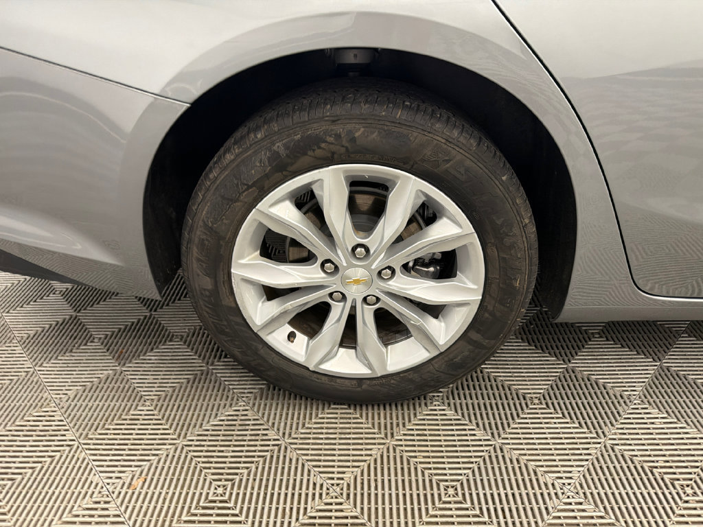 Used 2024 Chevrolet Malibu LT FWD image 18