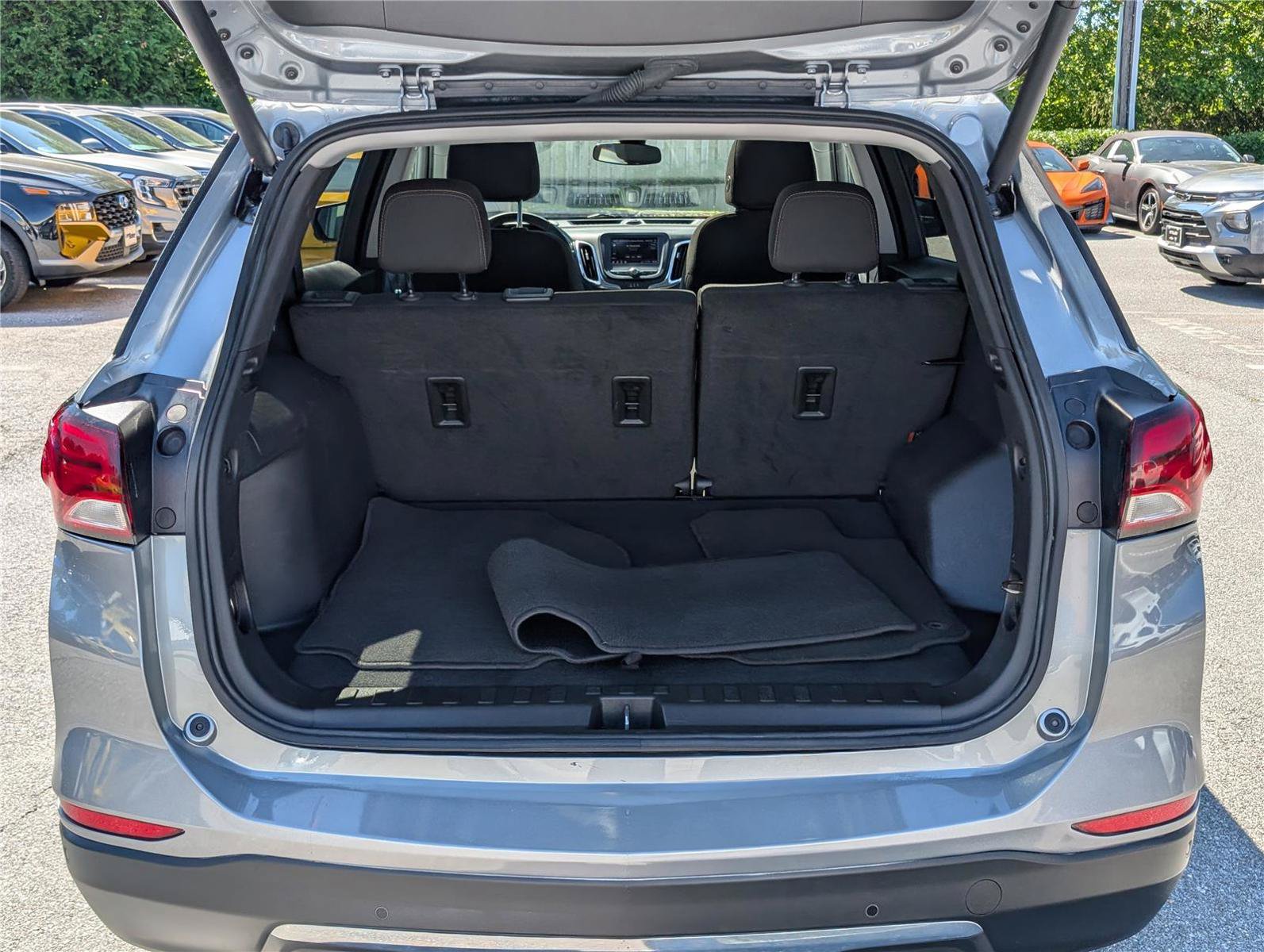 Used 2024 Chevrolet Equinox LT AWD/4WD image 14