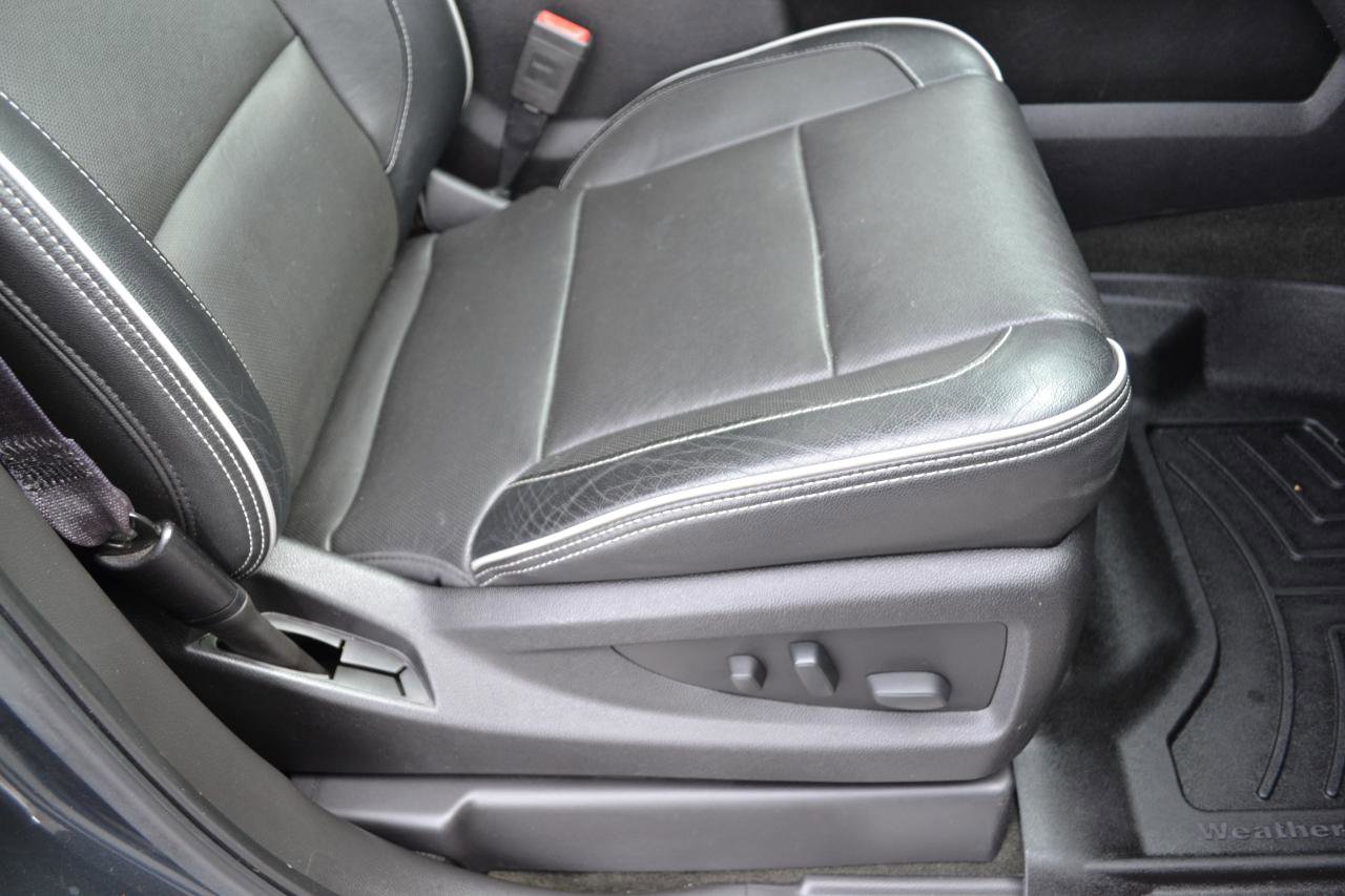 Used 2017 Chevrolet Silverado 1500 High Country image 37