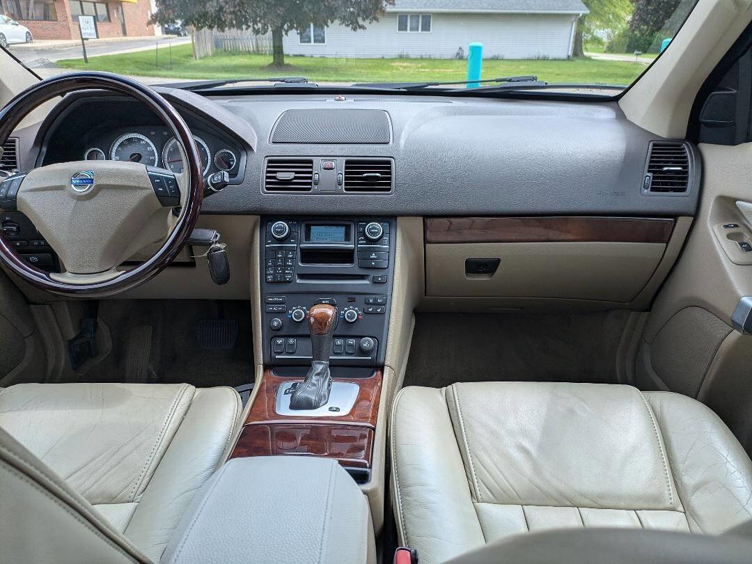 Used 2014 Volvo XC90 3.2 w/ Climate Package AWD/4WD image 11