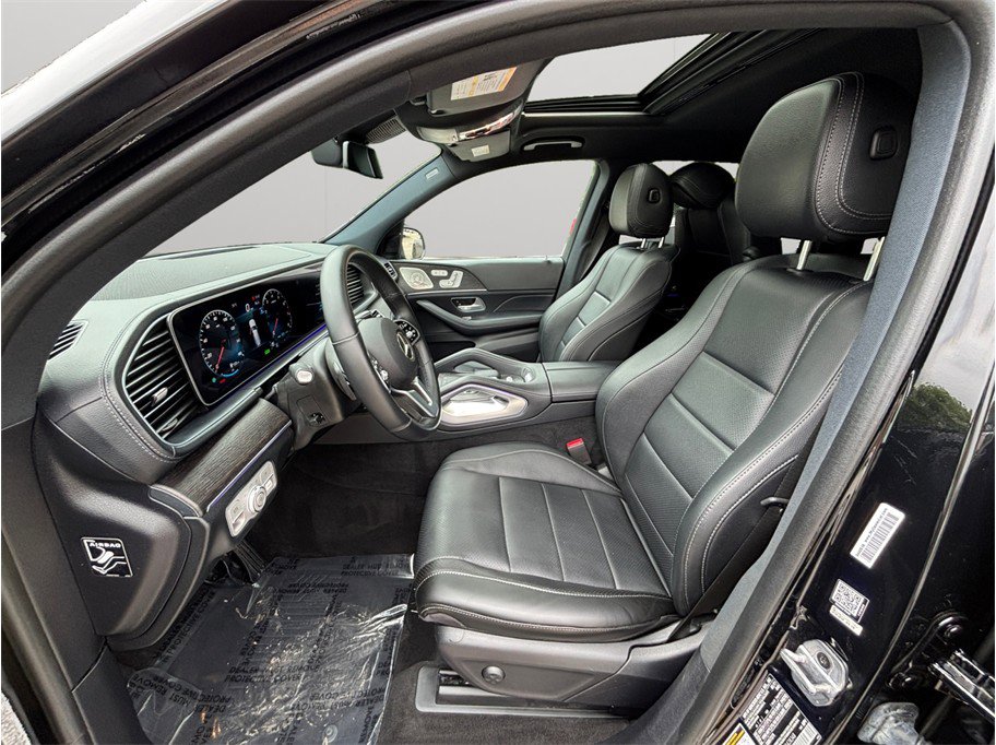 Used 2021 Mercedes-Benz GLS 450 4MATIC image 2