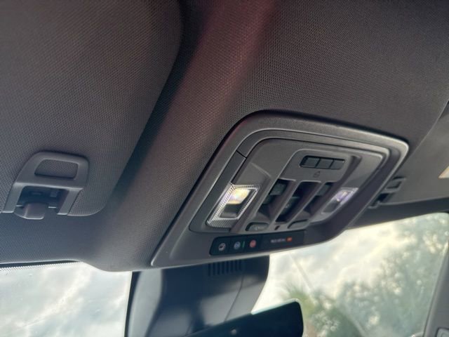 Used 2023 GMC Sierra 1500 Denali AWD/4WD image 24