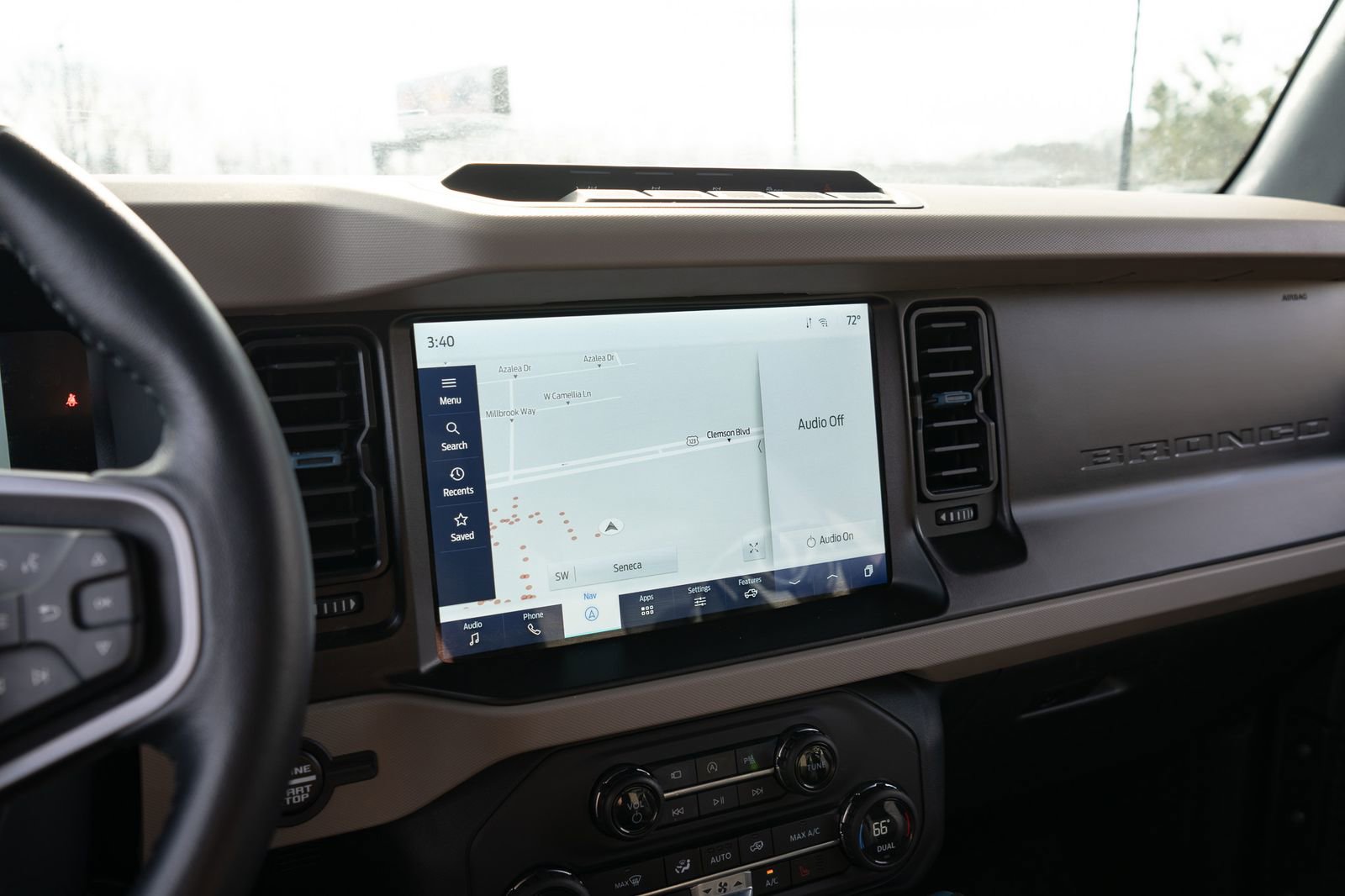 Used 2023 Ford Bronco Wildtrak image 23