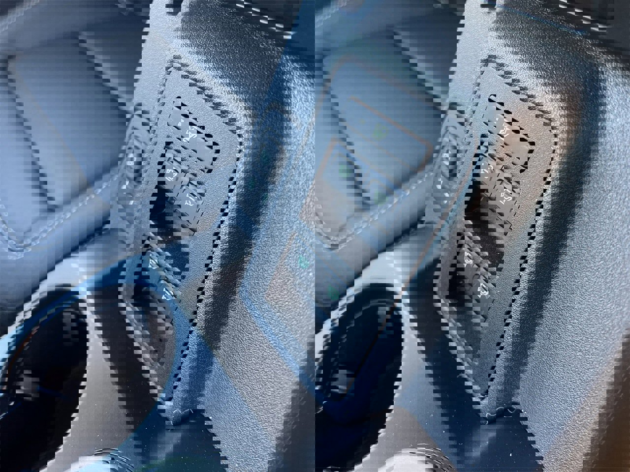 New 2025 Ford Bronco Big Bend w/ Black Diamond Package image 10