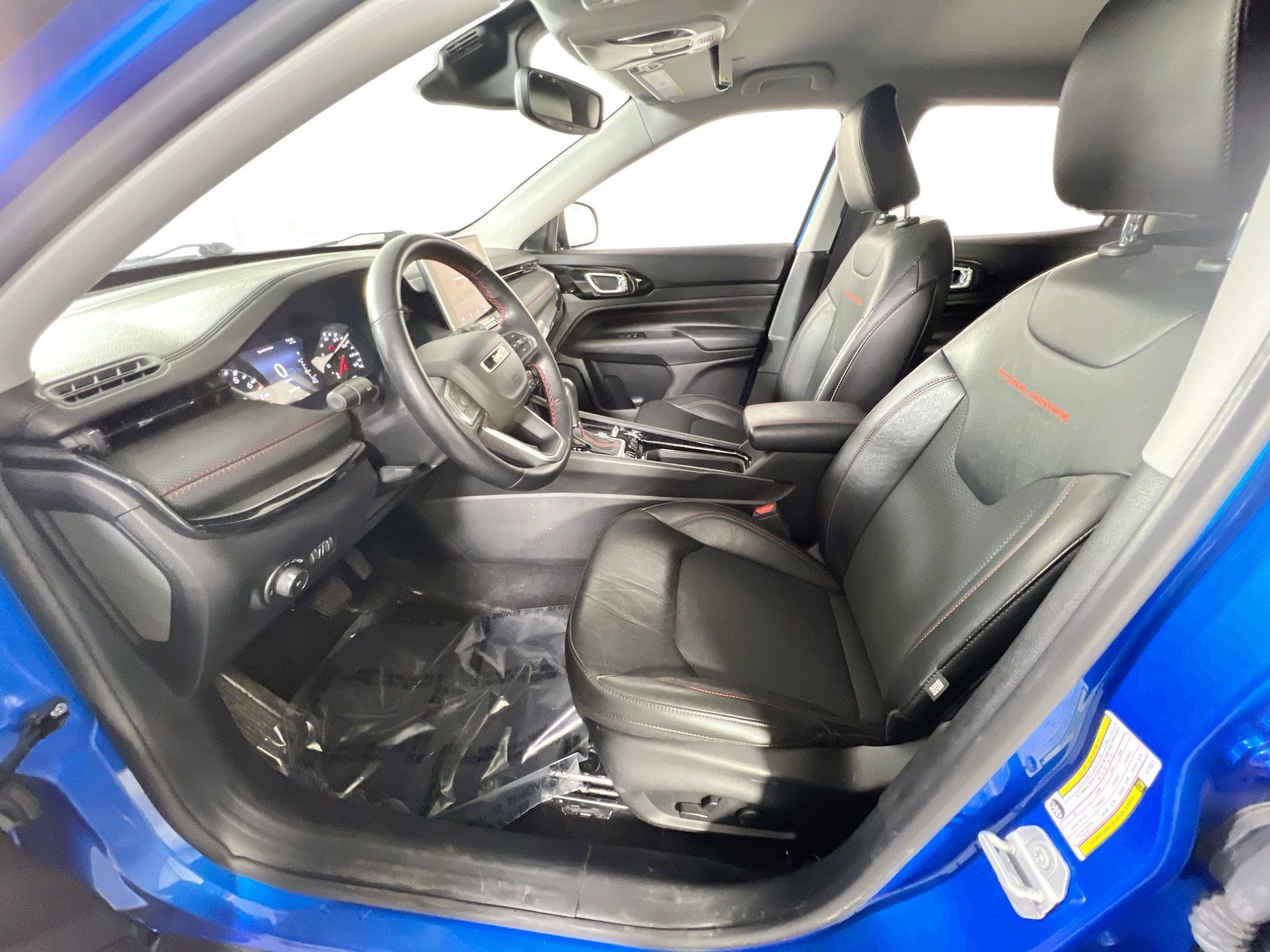 Used 2022 Jeep Compass Trailhawk w/ Trailhawk Convenience Group image 19