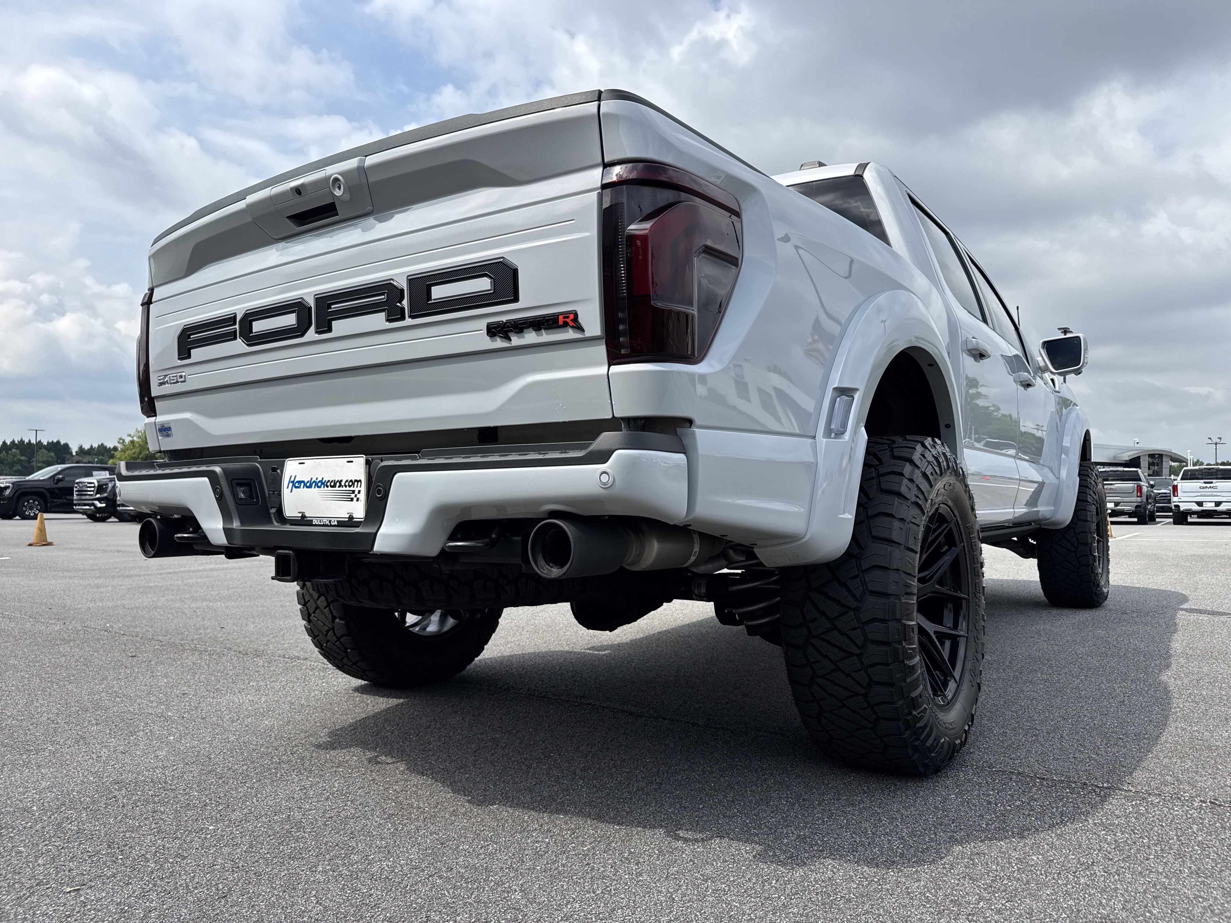Used 2025 Ford F150 Raptor w/ Equipment Group 803A Raptor R AWD/4WD image 8