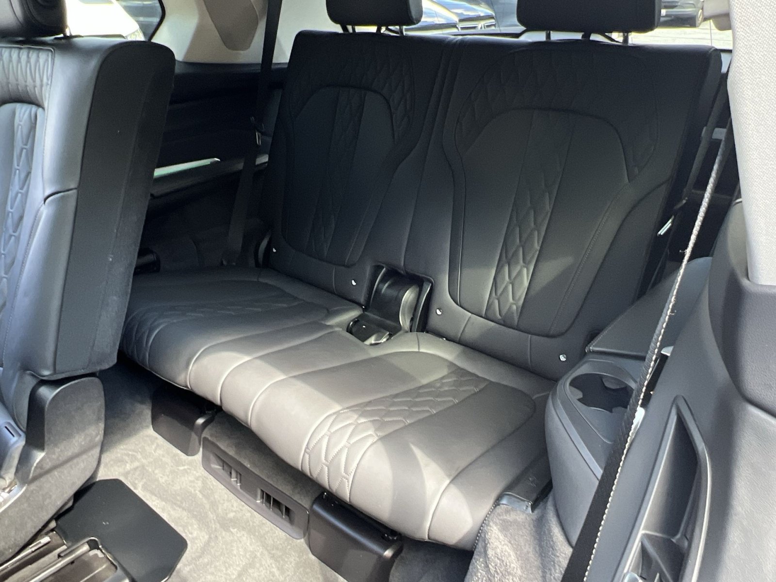 Used 2025 BMW X7 xDrive40i AWD/4WD image 31