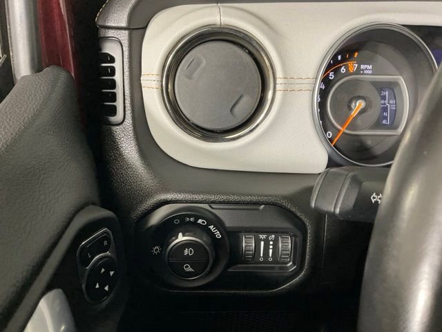 Used 2021 Jeep Gladiator Overland image 23