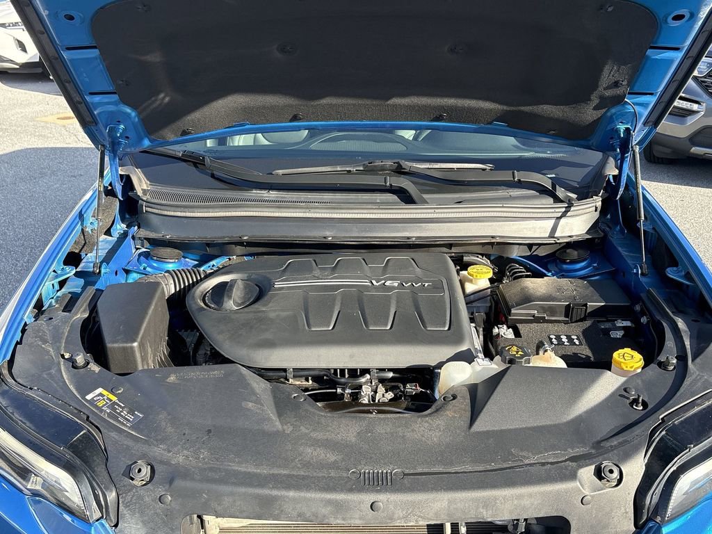 Used 2021 Jeep Cherokee Latitude Lux 80th Anniv w/ Quick Order Package 26U 80TH image 32