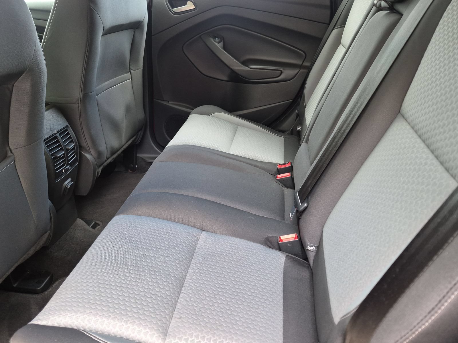 Used 2017 Ford Escape SE FWD image 20