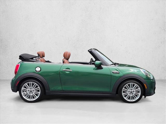 Used 2023 MINI Cooper S w/ Signature Upholstery Package FWD image 4