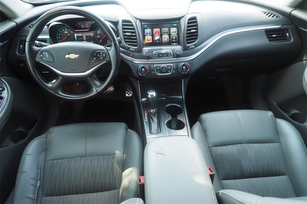 Used 2017 Chevrolet Impala LT image 20