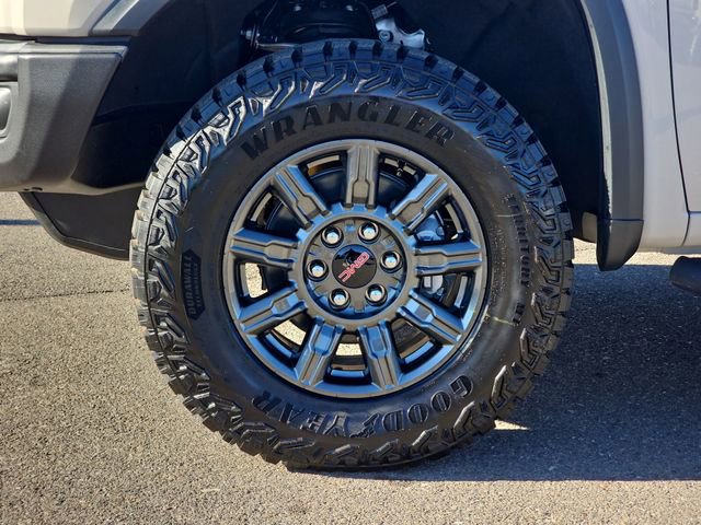 New 2026 GMC Sierra 1500 AT4X image 19