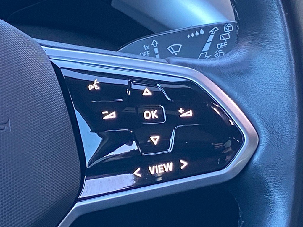 Certified 2022 Volkswagen ID.4 Pro image 10