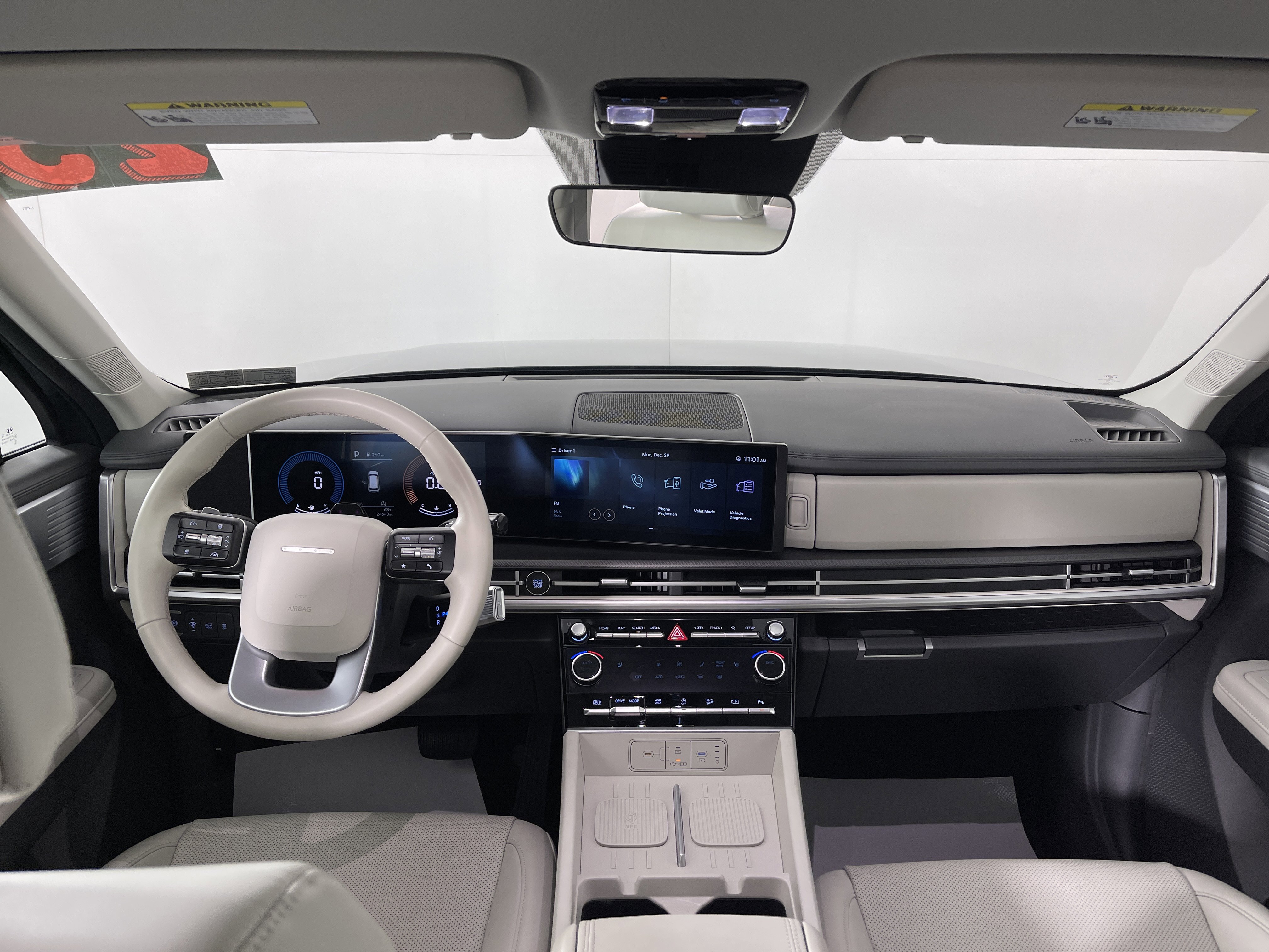 Used 2025 Hyundai Santa Fe SEL image 15