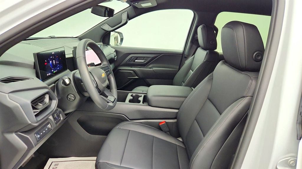 Used 2024 Chevrolet Silverado EV W/T AWD/4WD image 20