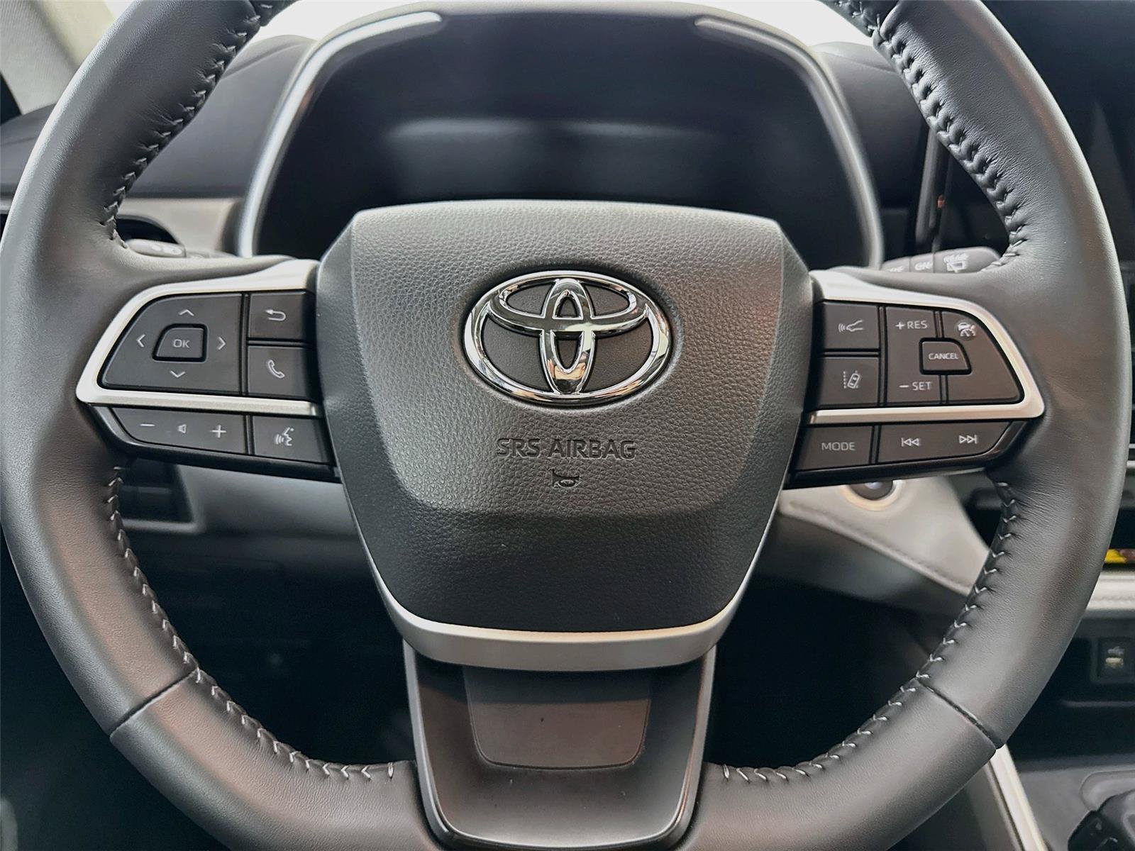 Certified 2026 Toyota Highlander XLE AWD/4WD image 17