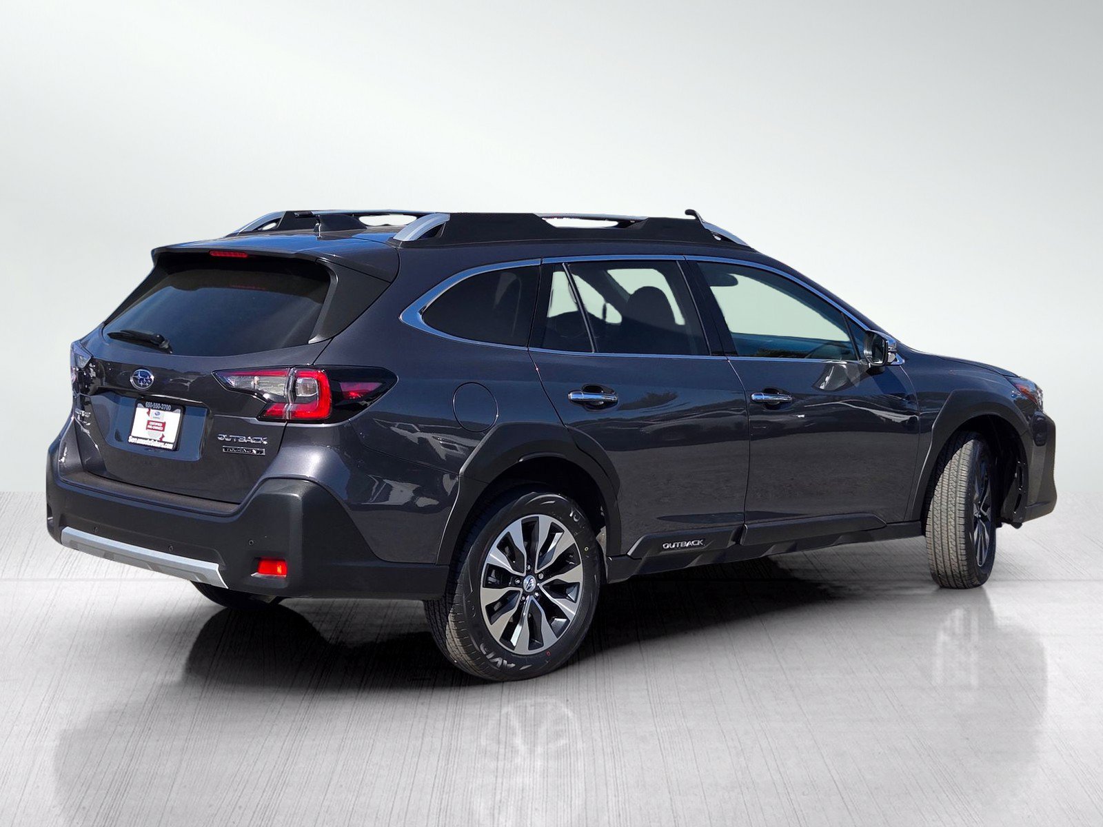 Used 2024 Subaru Outback Touring XT AWD/4WD image 4