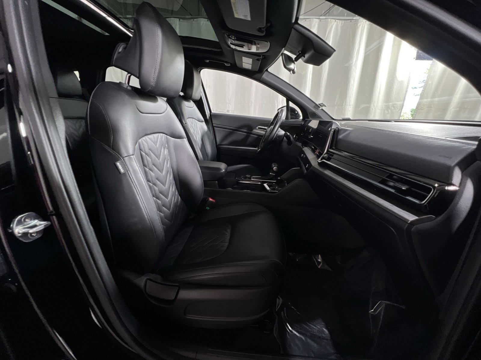 Used 2023 Kia Sportage X-Line w/ X-Line Premium Package image 48