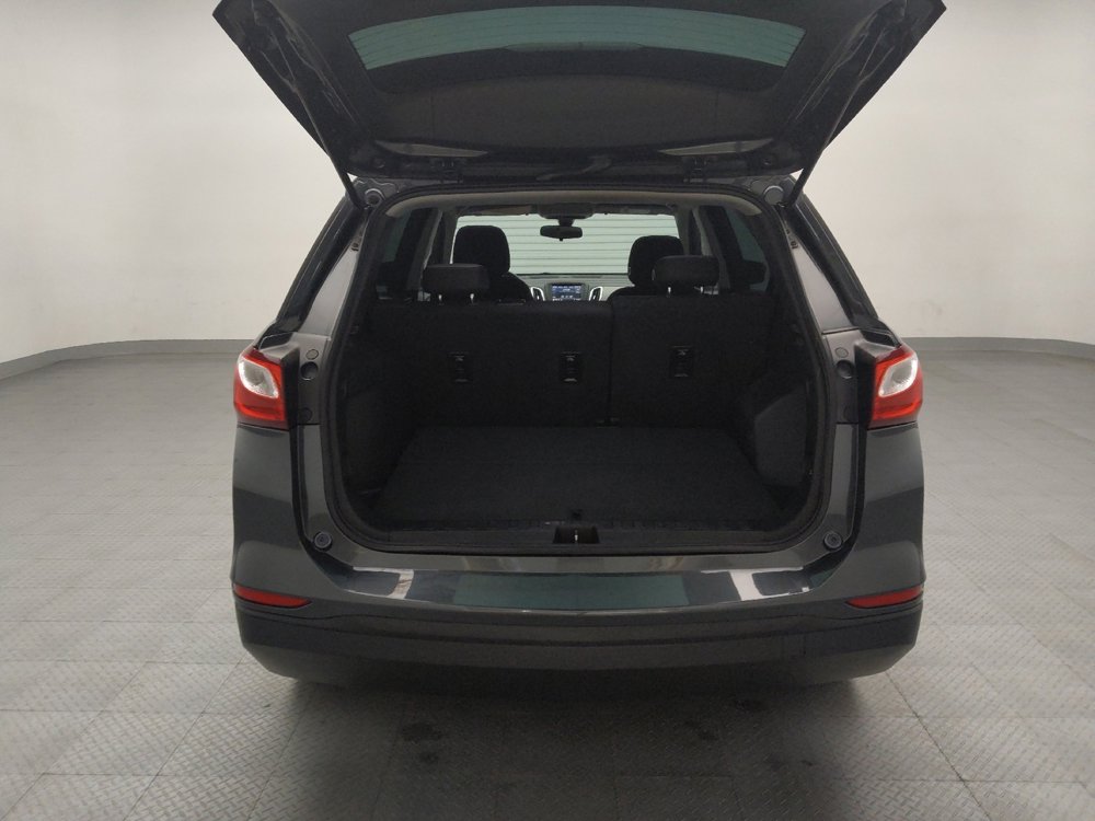 Used 2019 Chevrolet Equinox LS FWD image 29