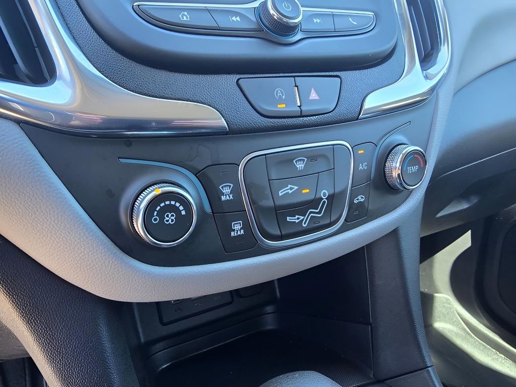 Used 2023 Chevrolet Equinox LS image 24