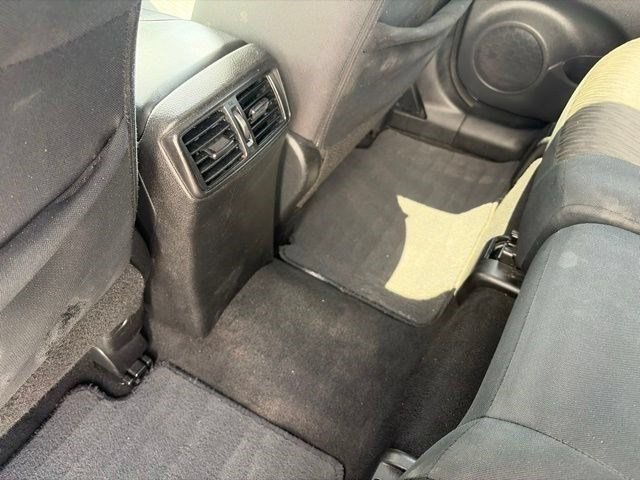 Used 2019 Nissan Rogue SV AWD/4WD image 31
