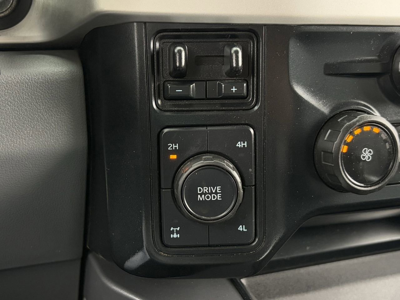 Certified 2024 Ford F250 XLT AWD/4WD image 21