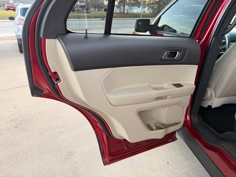 Used 2013 Ford Explorer 4WD image 13
