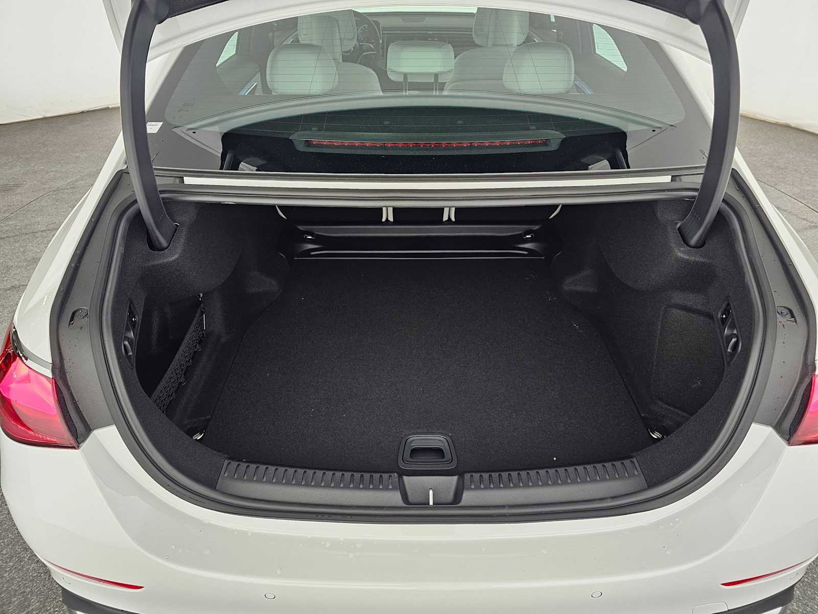 New 2026 Mercedes-Benz E 450 4MATIC Sedan image 14