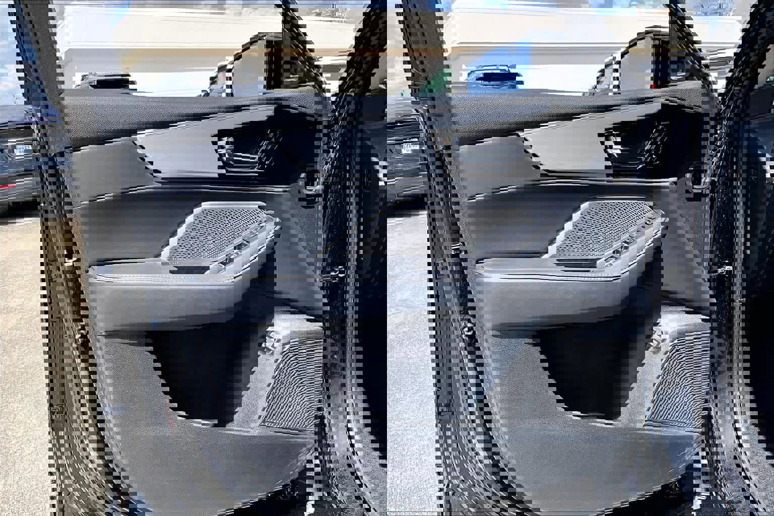 Used 2023 Acura MDX SH-AWD w/ Technology Package image 20