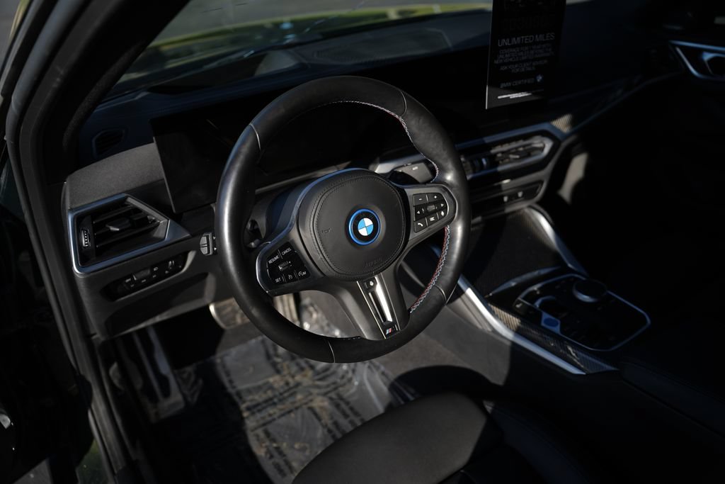 Used 2023 BMW i4 M50 w/ Premium Package AWD/4WD image 9