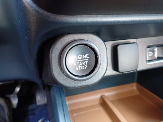 Used 2023 Ford Maverick Lariat w/ Lariat Luxury Package image 24