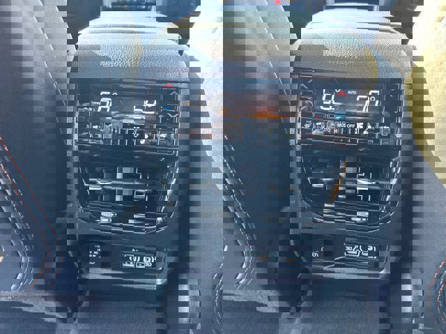 Used 2023 Jeep Grand Cherokee Summit image 21