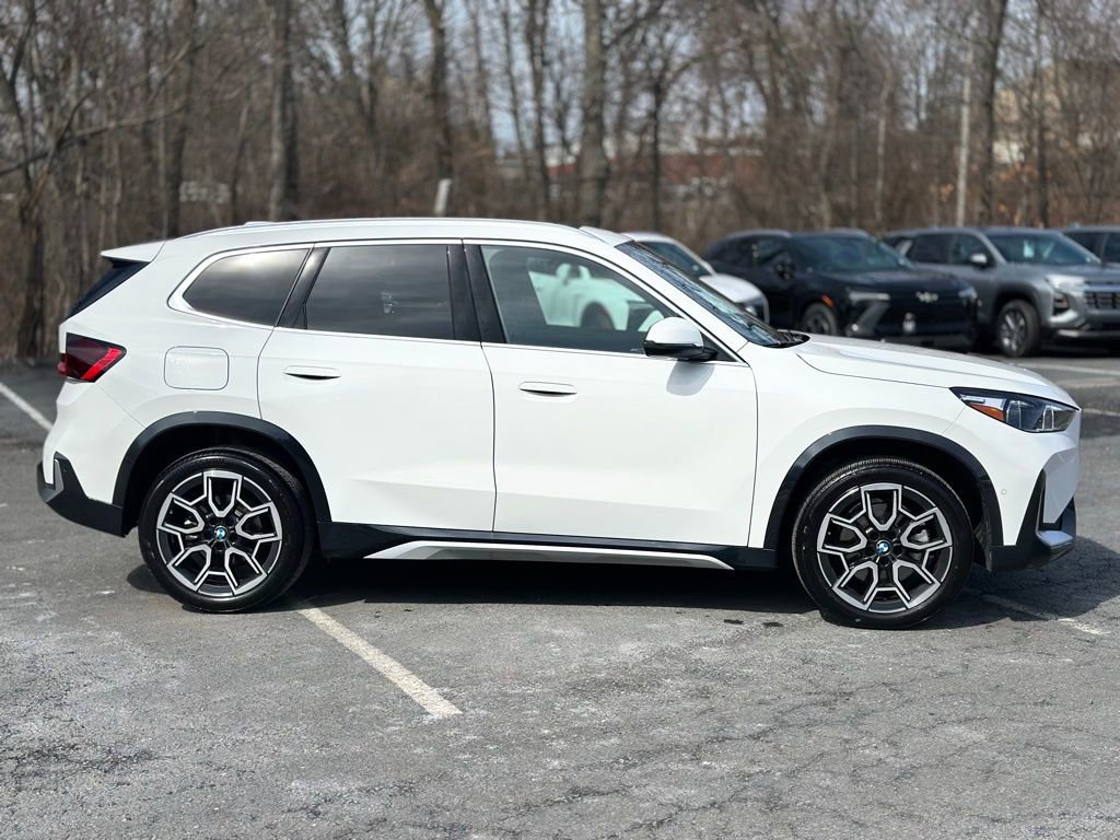 Certified 2025 BMW X1 xDrive28i w/ Convenience Package image 8
