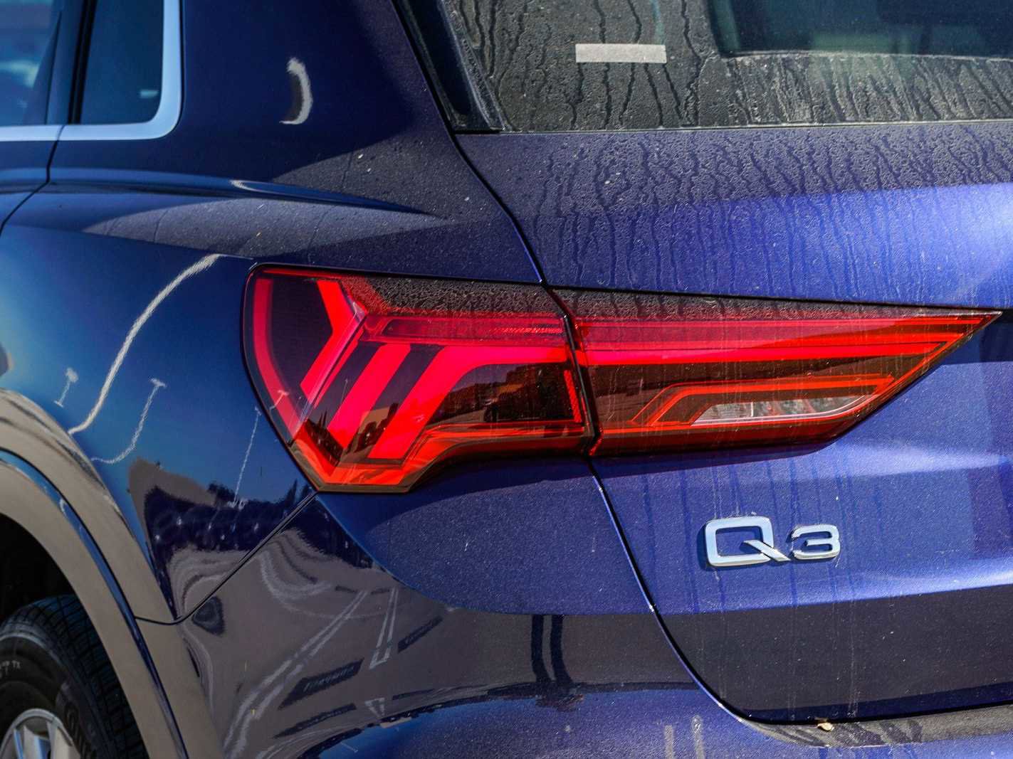 Used 2025 Audi Q3 2.0T Premium w/ Convenience Package image 9