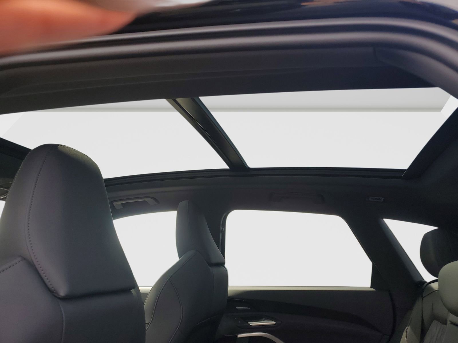 New 2025 Audi SQ5 Premium Plus image 15
