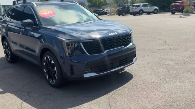 Certified 2025 Kia Sorento SX image 9