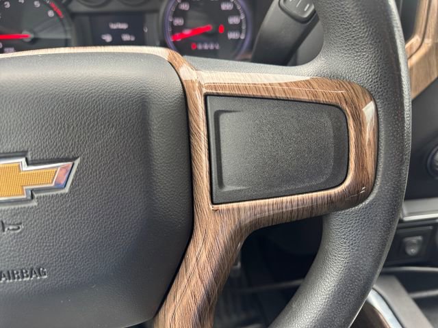 Used 2020 Chevrolet Silverado 1500 Custom w/ Custom Value Package AWD/4WD image 12