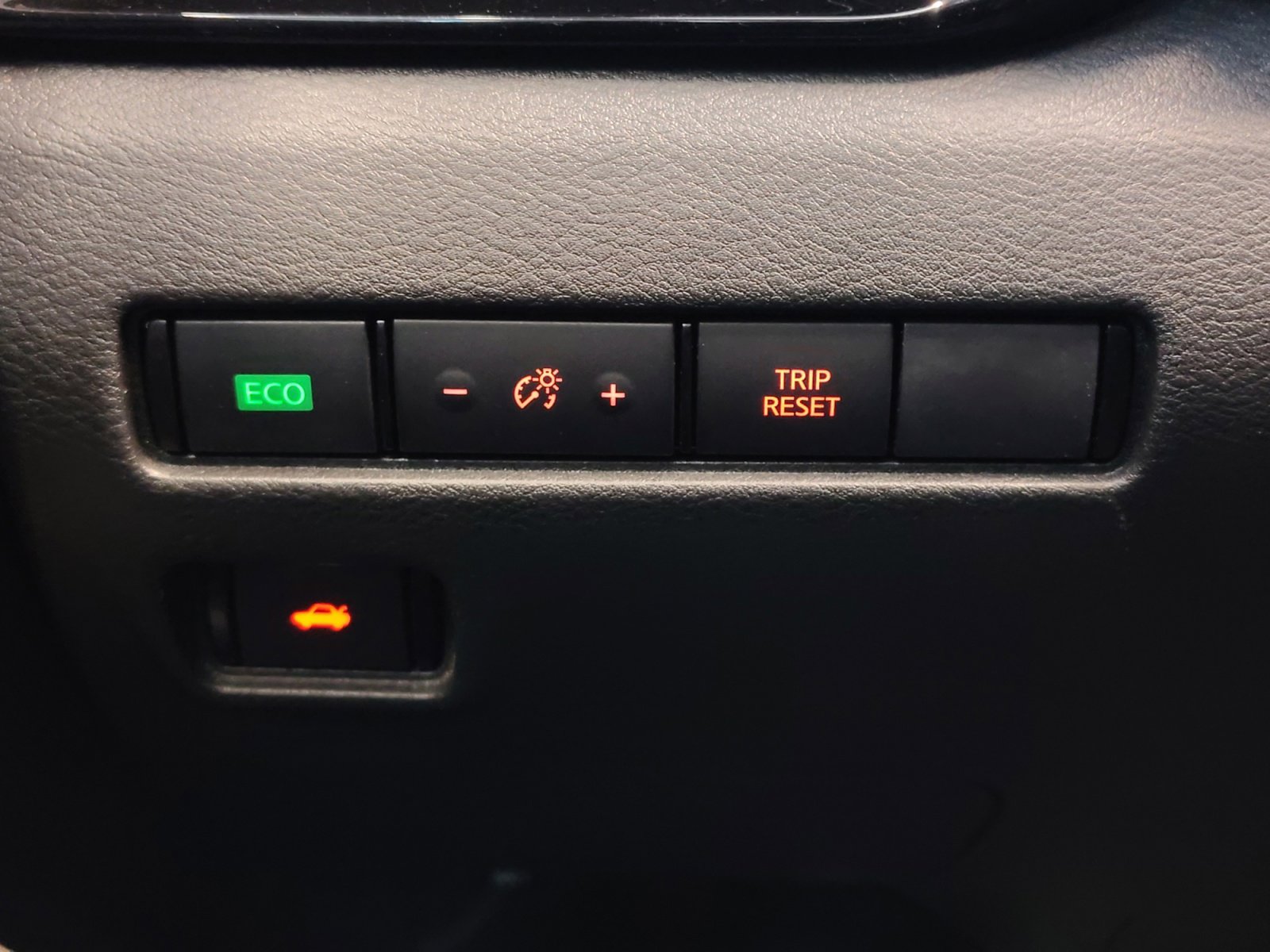 Used 2023 Nissan Sentra SV w/ All-Weather Package FWD image 27