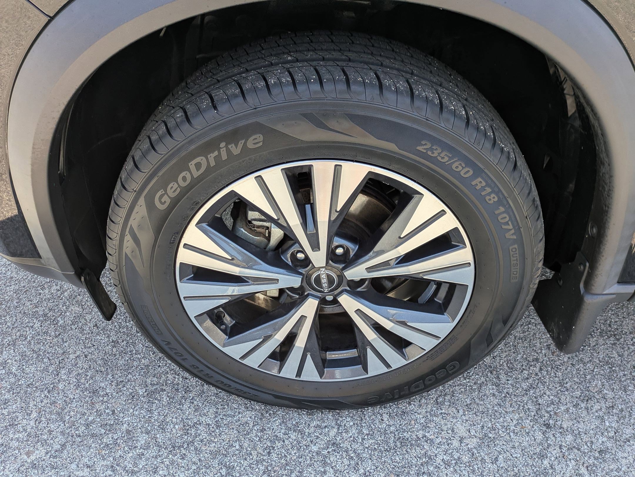 Certified 2023 Nissan Rogue SV FWD image 10